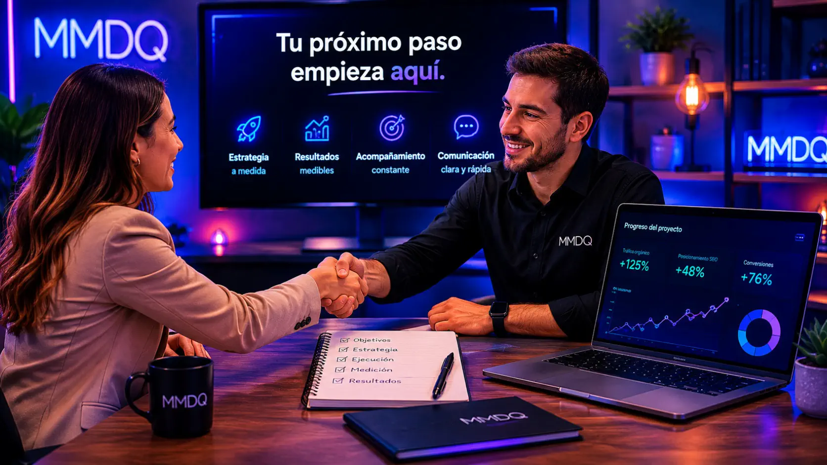 Contactar con MMDQ para resolver dudas sobre servicios digitales
